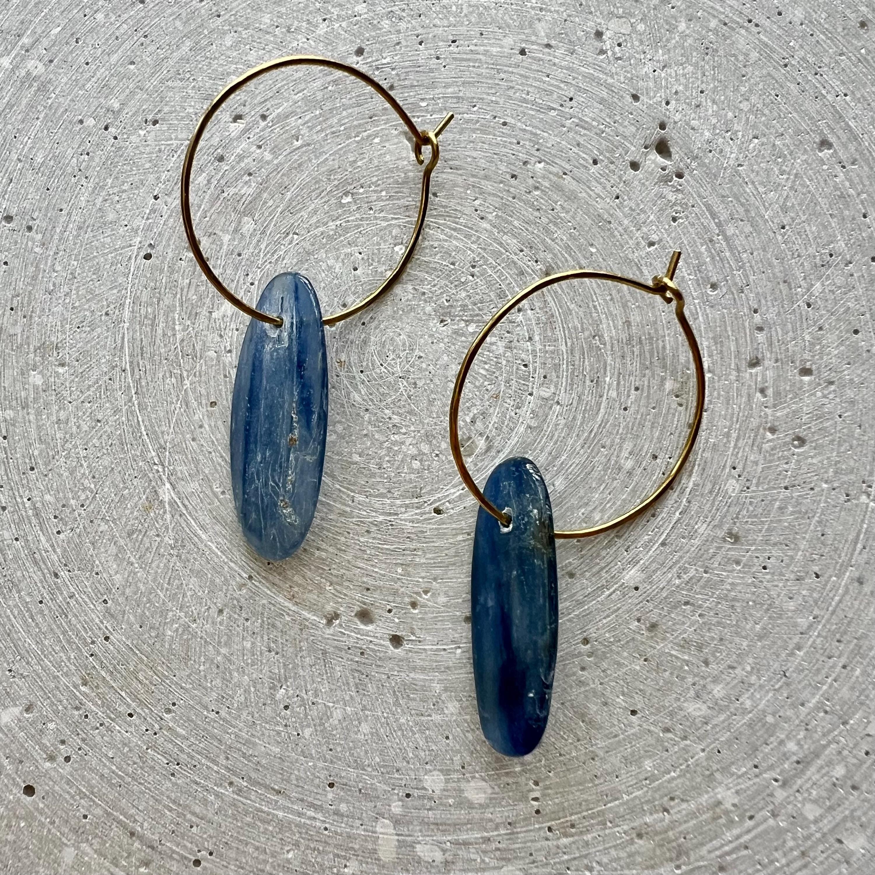 Kyanite Creole Earrings, Hammered Brass Hoops with Blue Gemstones, Crystal Earring