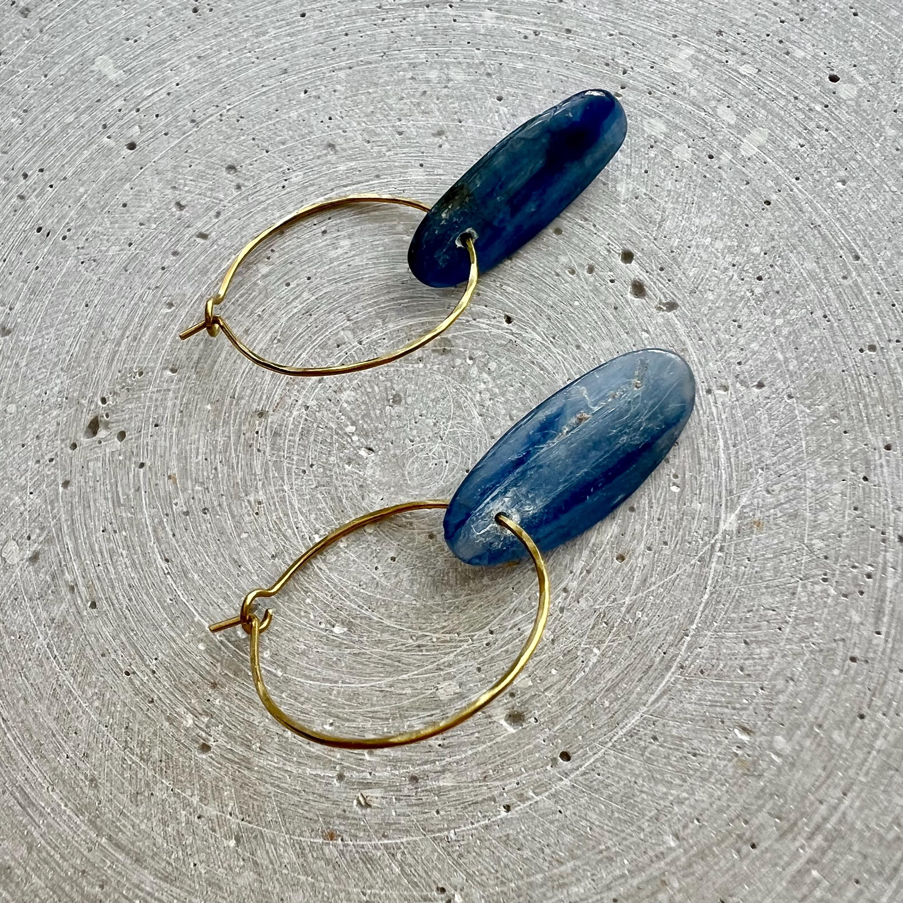 Kyanite Creole Earrings, Hammered Brass Hoops with Blue Gemstones, Crystal Earring
