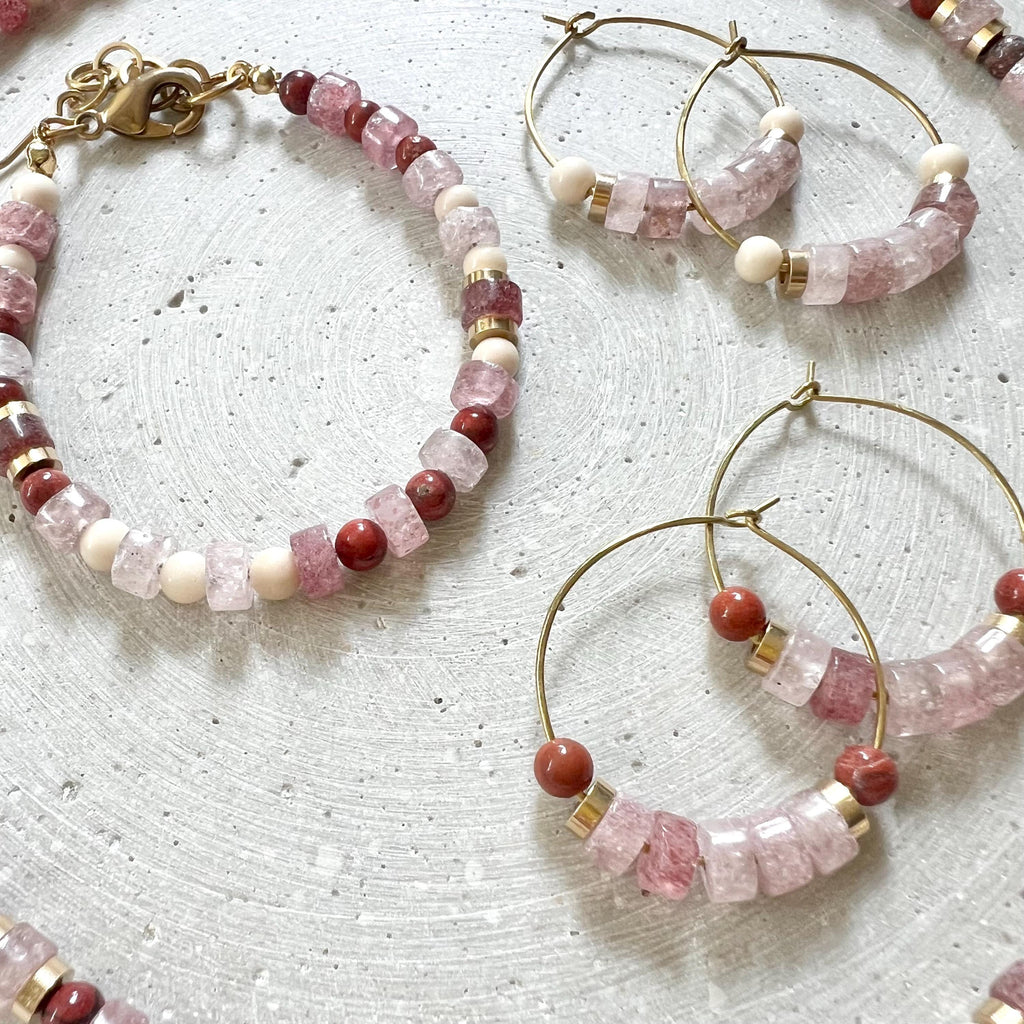 Strawberry Quartz and Red Jasper Necklace, Mixed Gemstone Chain, Pink and Red Beaded Stone Collier