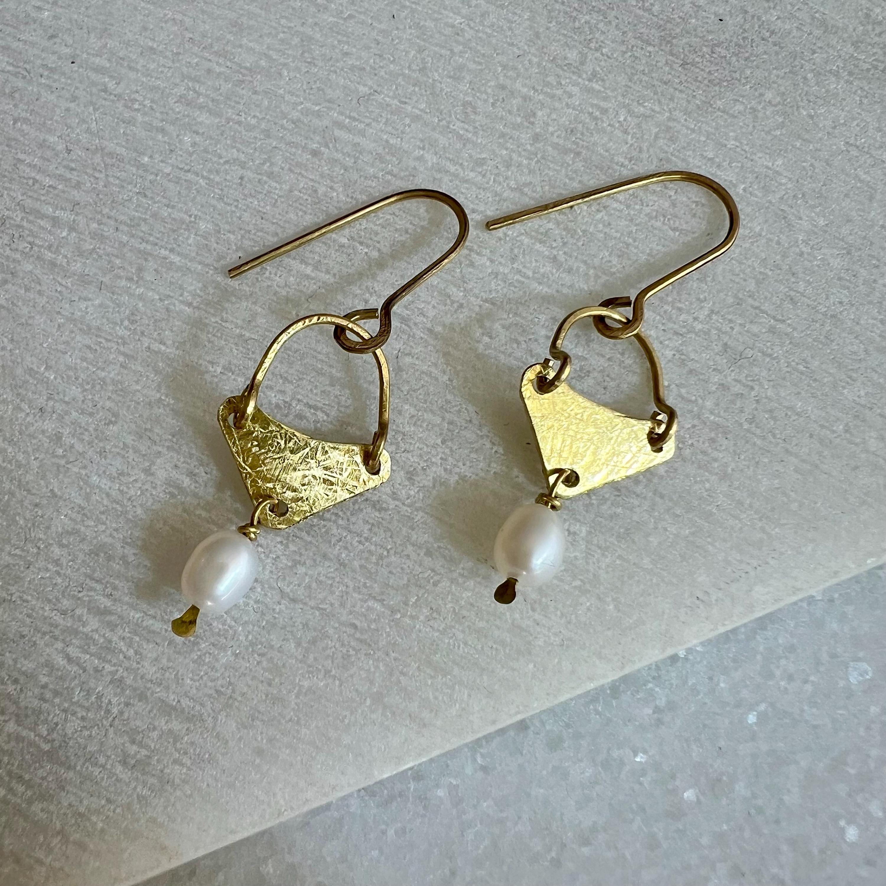 Freshwater Pearl Earrings, Minimalist Brass Chandelier, Handmade Bridesmaid Pearl Jewelry